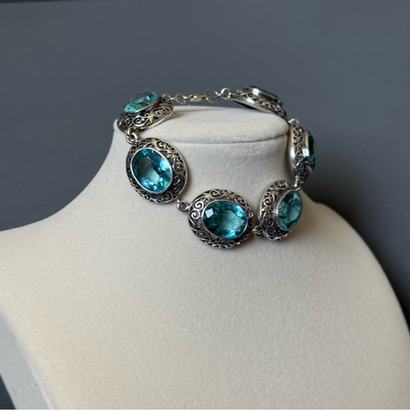 Vintage Sterling Silver and Aquamarine Bracelet
